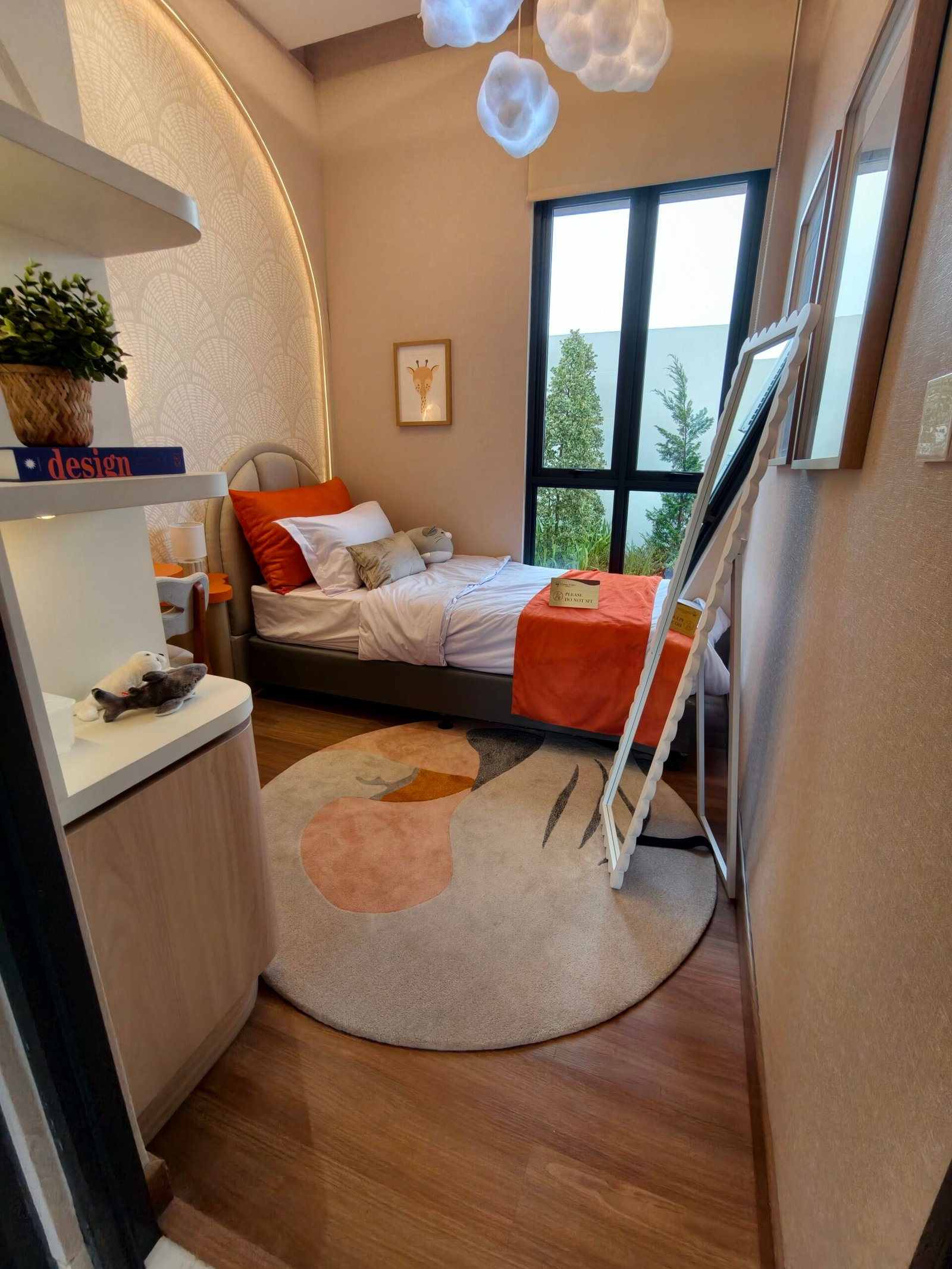 filter: 0; fileterIntensity: 0.000000; filterMask: 0; captureOrientation: 90;
niceRunStatus: 2; hdrForward: 4; shaking: 0.000000; highlight: 1; motionR: 0; algolist: 0;
multi-frame: 1;
brp_mask: 0;
brp_del_th: 0.0000,0.0000;
brp_del_sen: 0.0000,0.0000;
delta:1;
bokeh:1;
ispap:1;
papproctime: 2026:01:07 13:44:09;
module: photo;hw-remosaic: false;touch: (-1.0, -1.0);sceneMode: 13107200;cct_value: 0;AI_Scene: (-1, -1);aec_lux: 208.0;aec_lux_index: 0;albedo:  ;confidence:  ;motionLevel: -1;weatherinfo: weather：null, icon:null, weatherInfo:100;temperature: 38;zeissColor: bright;