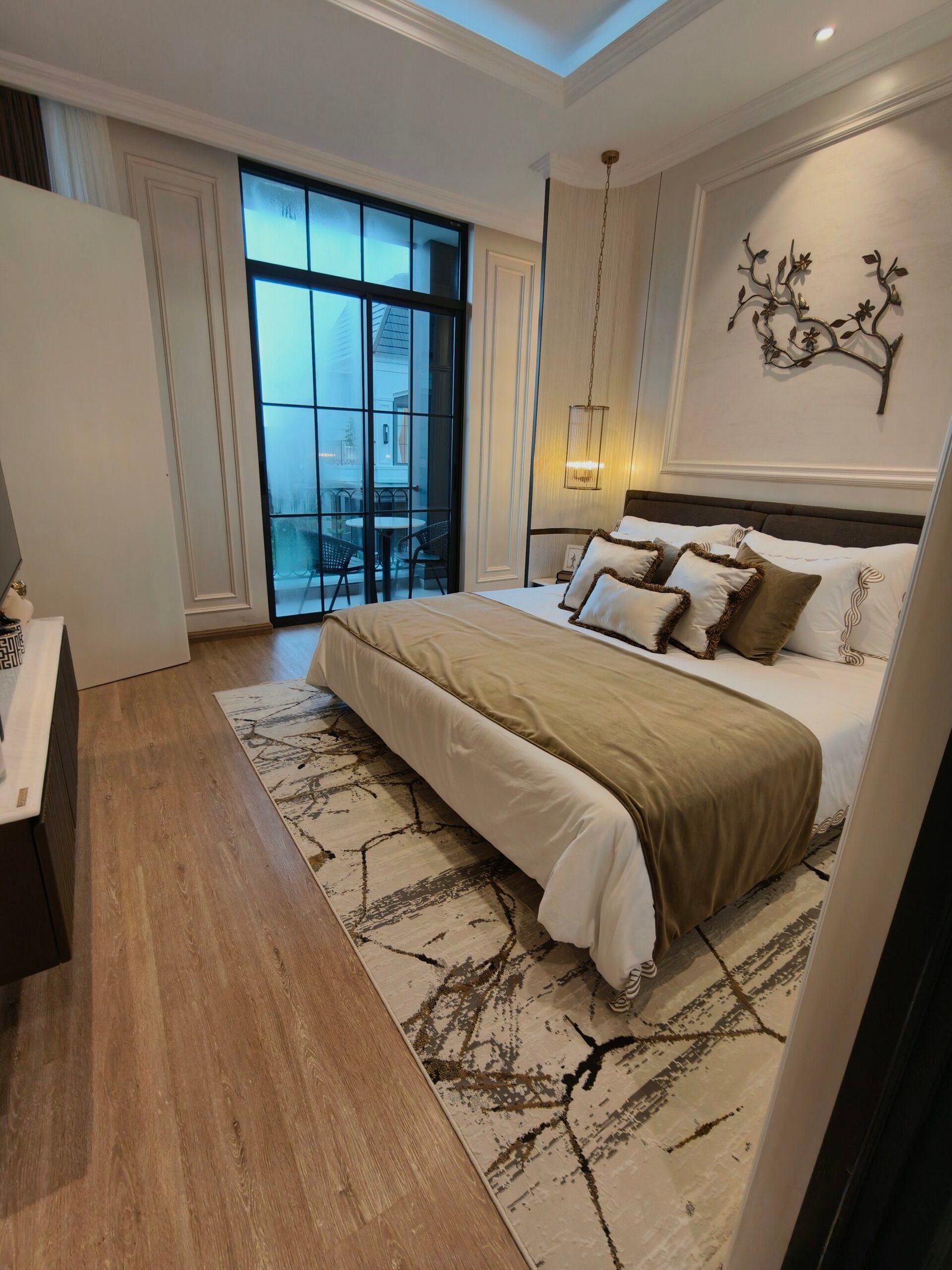 format: 0; filter: 102; fileterIntensity: 0.8; filterMask: 0; captureOrientation: 90;
runfunc: 0; algolist: 0;
multi-frame: 1;
brp_mask:0;
brp_del_th:0.0000,0.0000;
brp_del_sen:0.0000,0.0000;
motionR: 0;
delta:1;
bokeh:1;
module: photo;hw-remosaic: false;touch: (-1.0, -1.0);sceneMode: 12582912;cct_value: 0;AI_Scene: (-1, -1);aec_lux: 253.0;aec_lux_index: 0;albedo:  ;confidence:  ;motionLevel: -1;weatherinfo: weather?null, icon:null, weatherInfo:100;temperature: 34;zeissColor: bright;